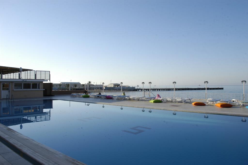 Lades Hotel Silifke Exterior foto