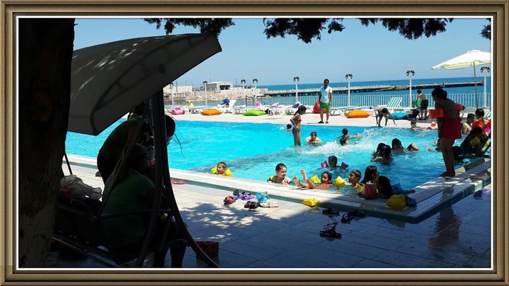 Lades Hotel Silifke Exterior foto