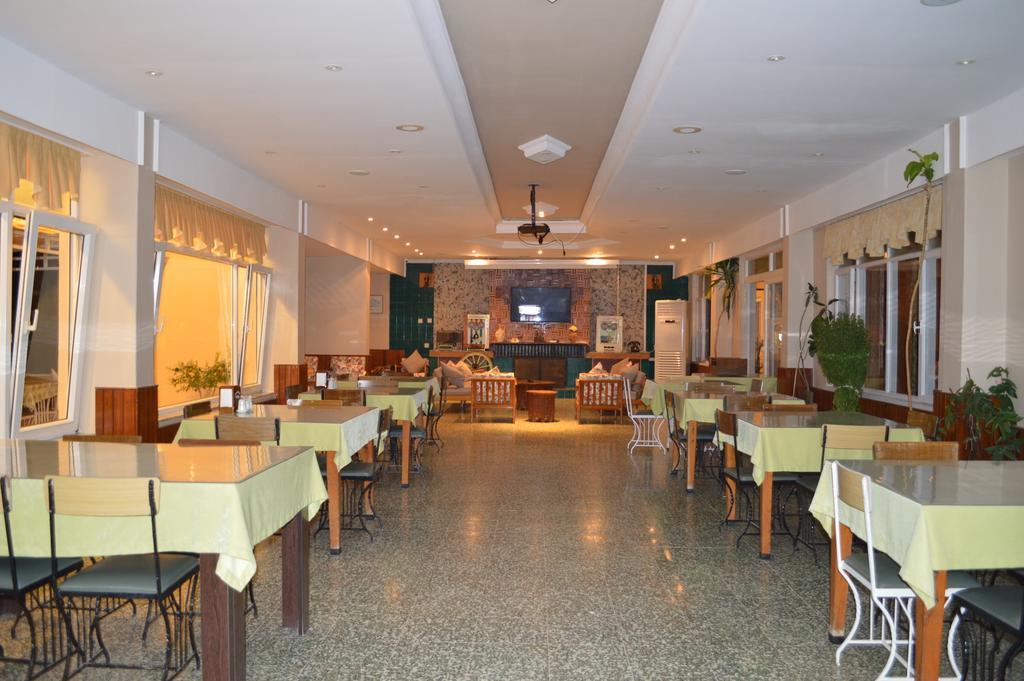 Lades Hotel Silifke Exterior foto